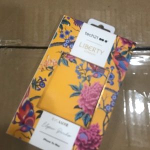Tech21 Liberty iPhone XS Max yellow case new